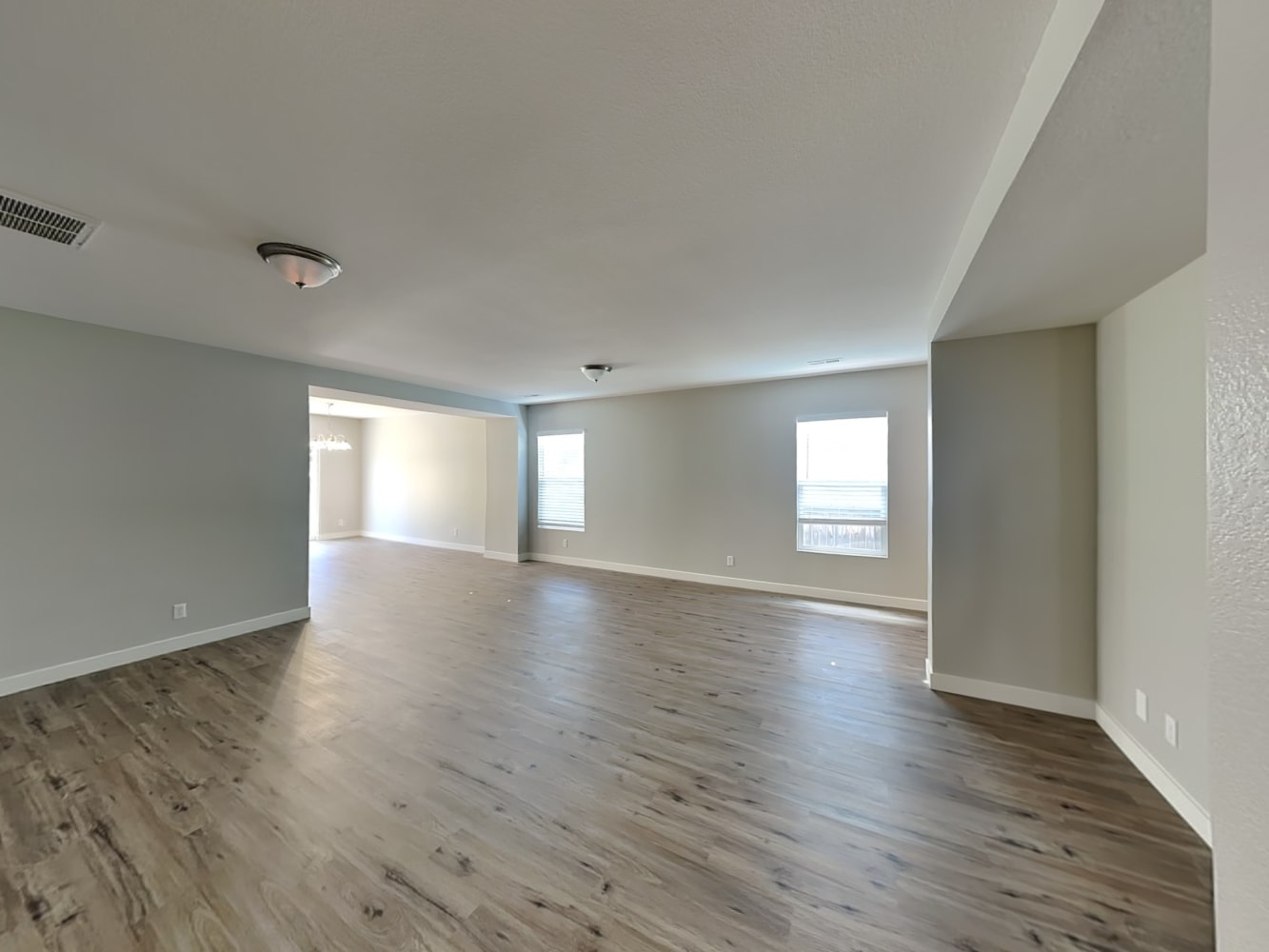 5964 Raleigh Cir photo 4