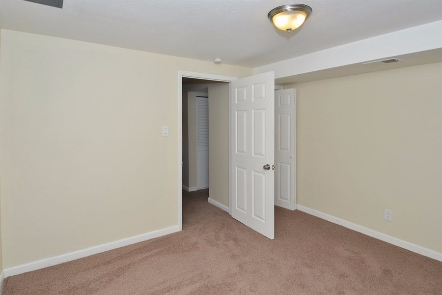 1351 Oswego St photo 2