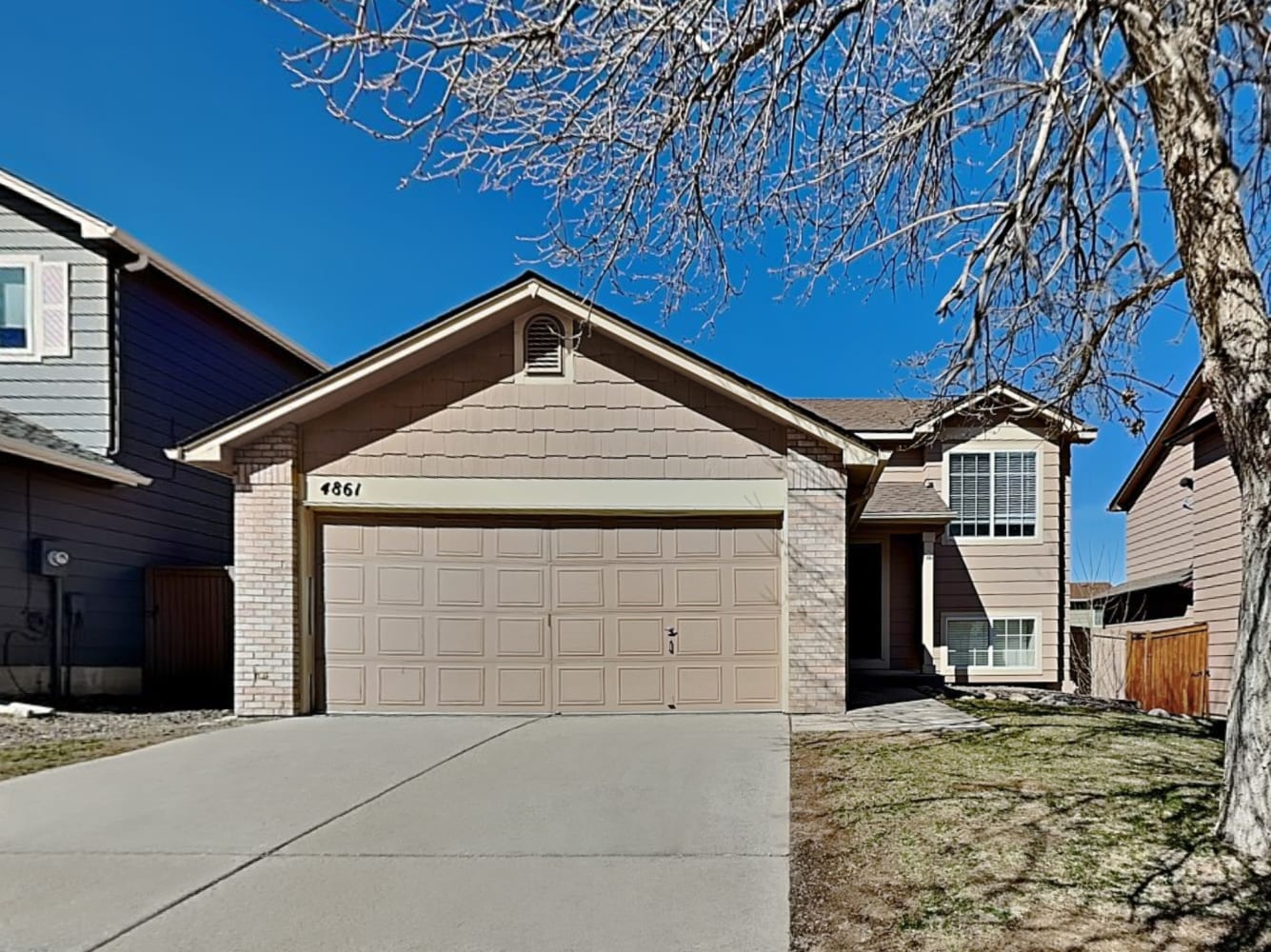 4861 N Silverlace Dr photo 4