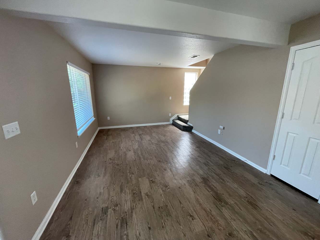 2302 Quartz St photo 2
