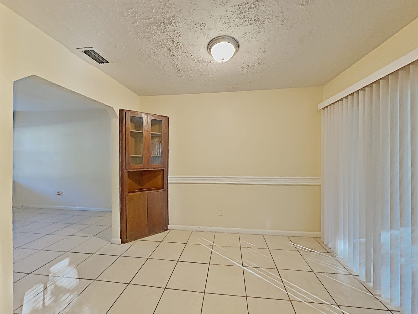 7601 Sharon Dr photo 4