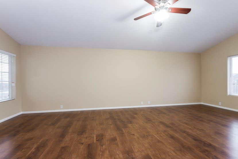 6594 Harvey Ln photo 4