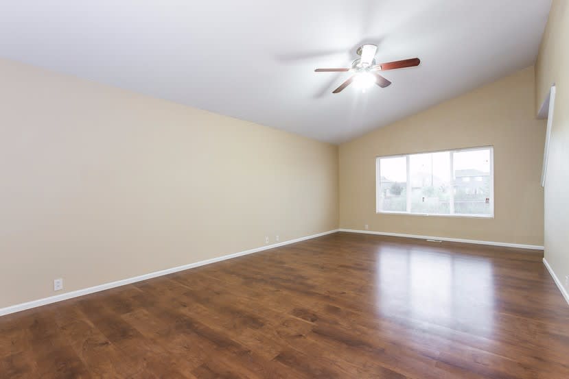 6594 Harvey Ln photo 5