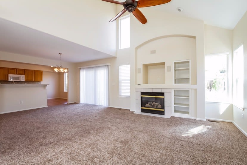 524 Fox Run Cir photo 4