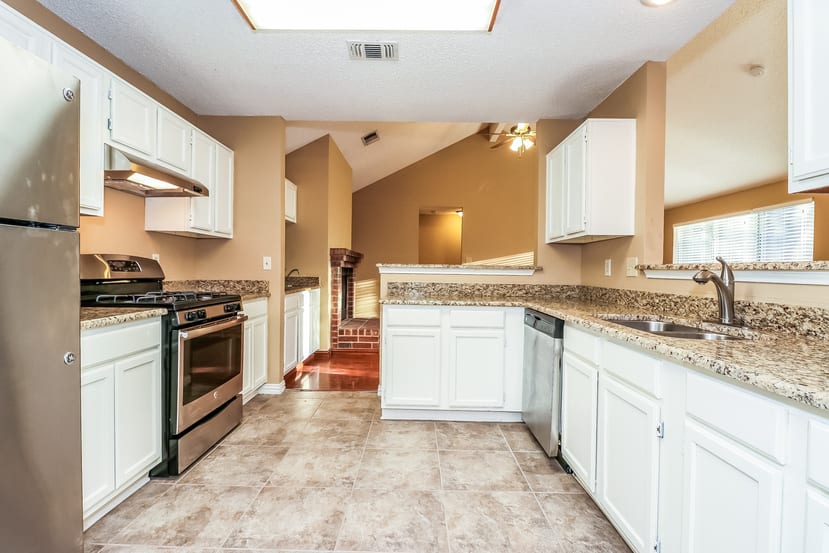 4965 Briar Oaks Ln photo 4