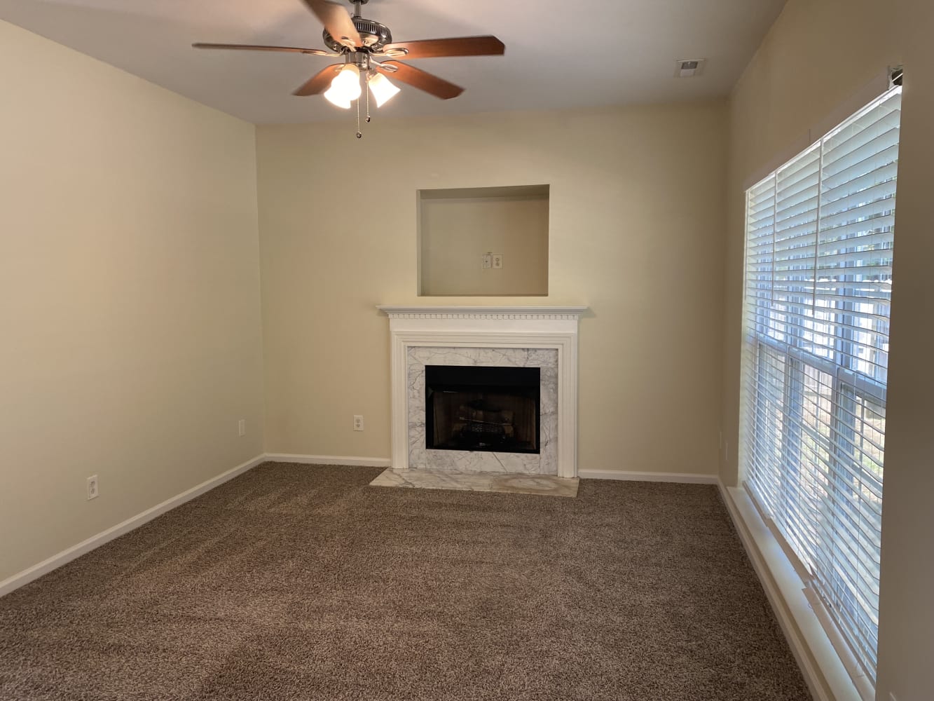 5704 Burning Ridge Dr photo 2