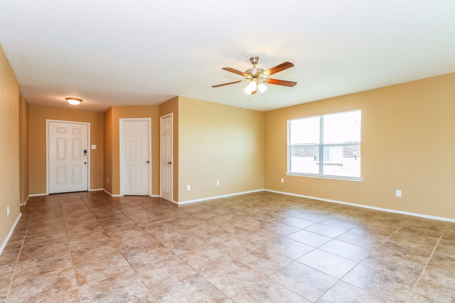 8115 Colwick Ln photo 3