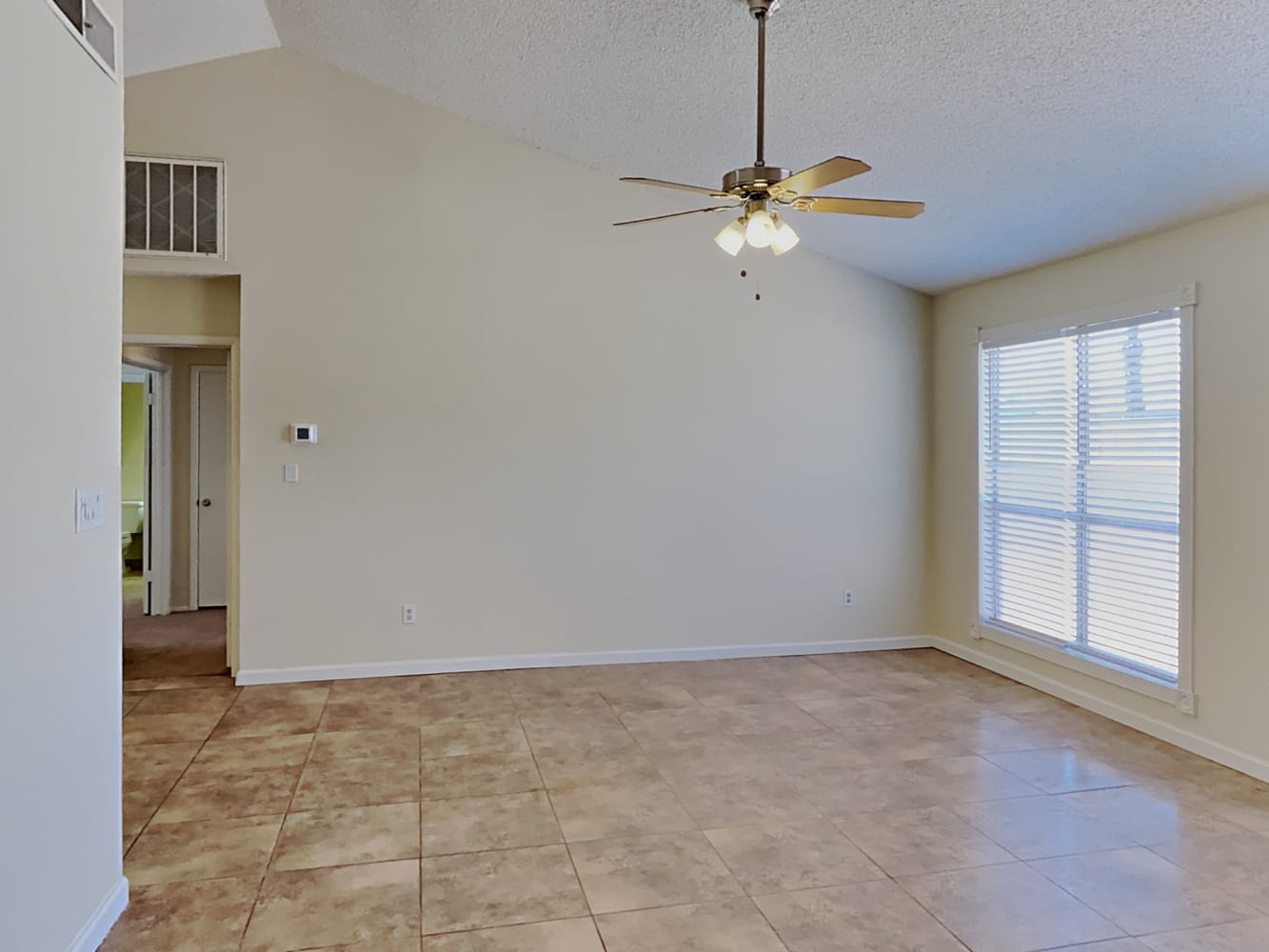 2500 N Cholla St photo 5