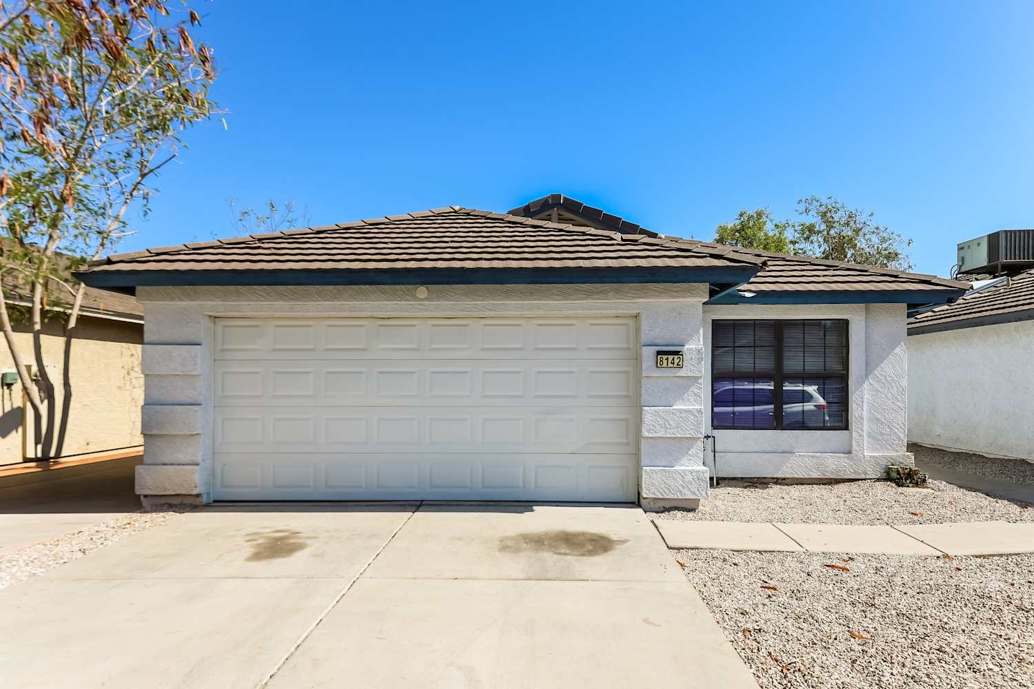 8142 W Mescal St Peoria, AZ 85345 photo 2