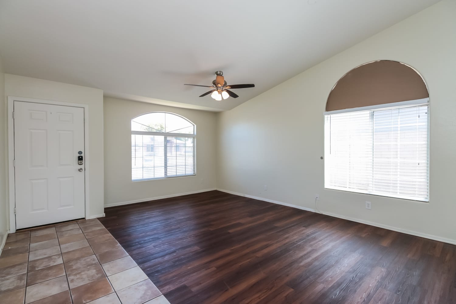 11337 E Roscoe Ave photo 3