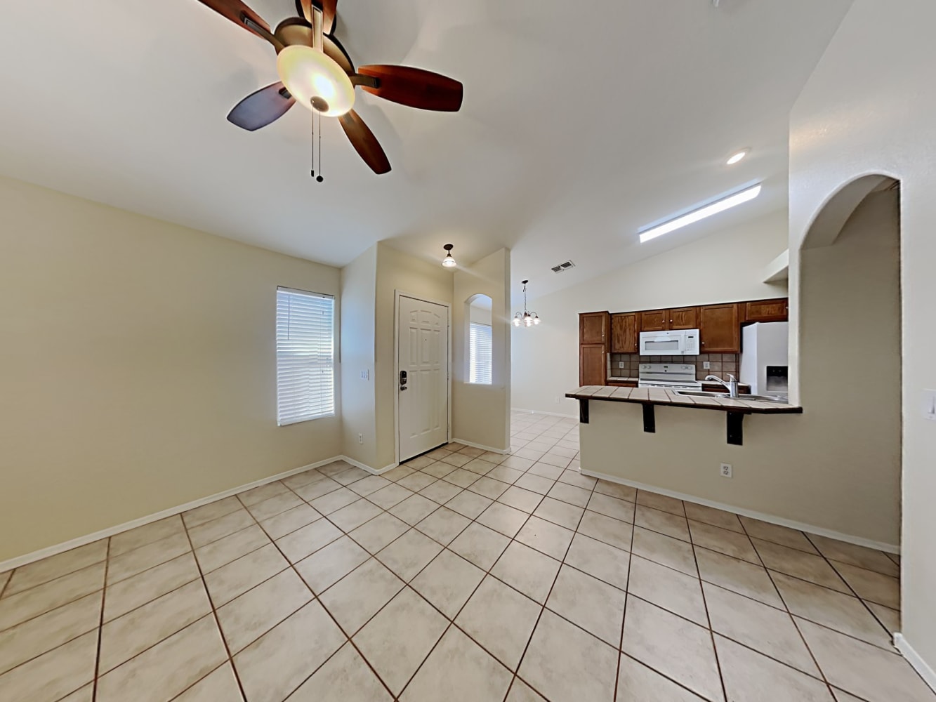 12809 W Edgemont Ave photo 4