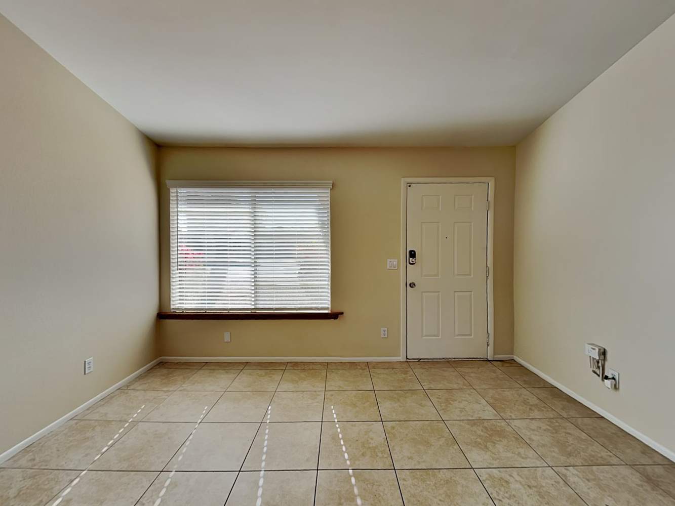734 W Rosal Pl photo 3
