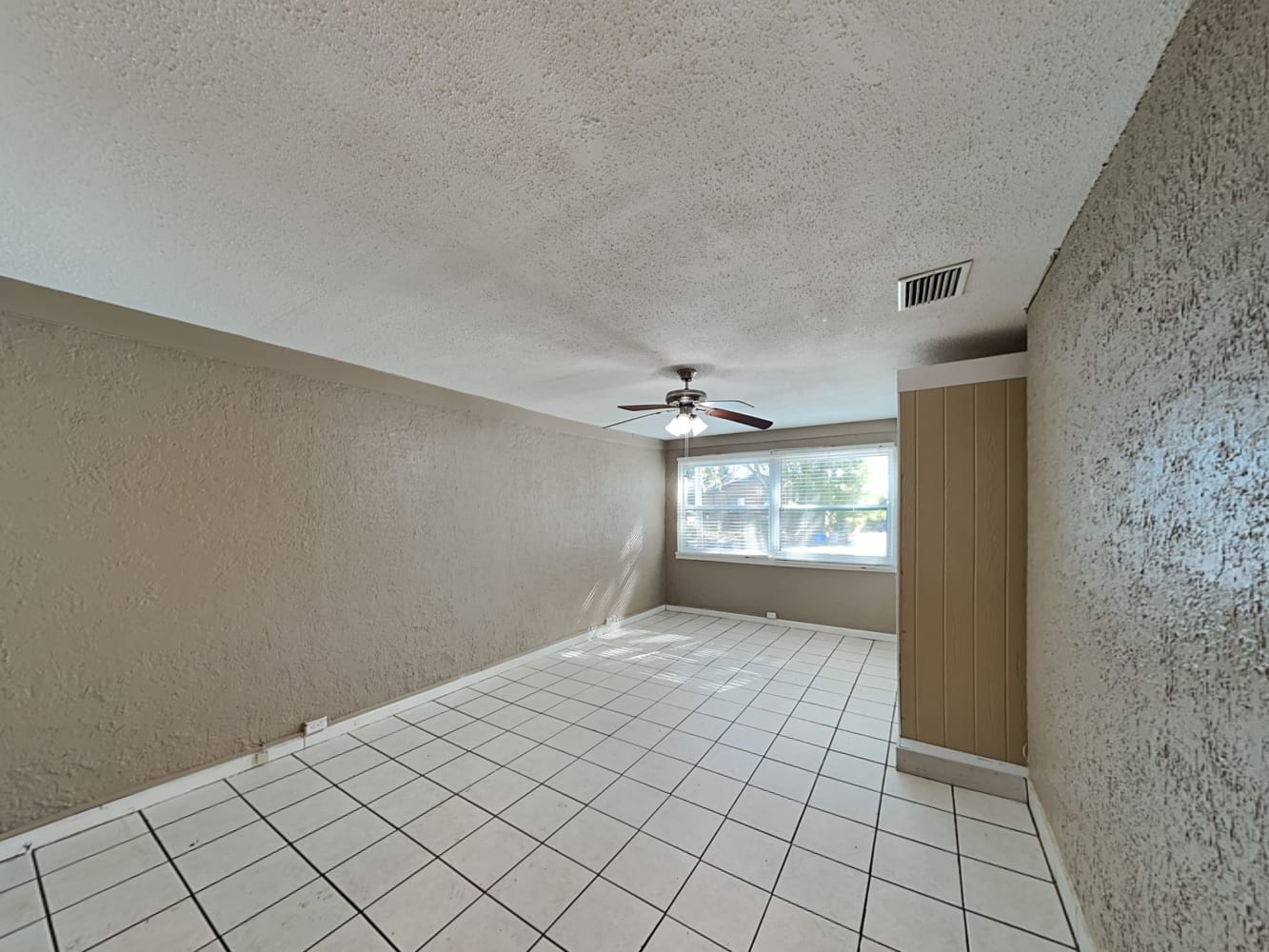 8086 52nd Ln N photo 3