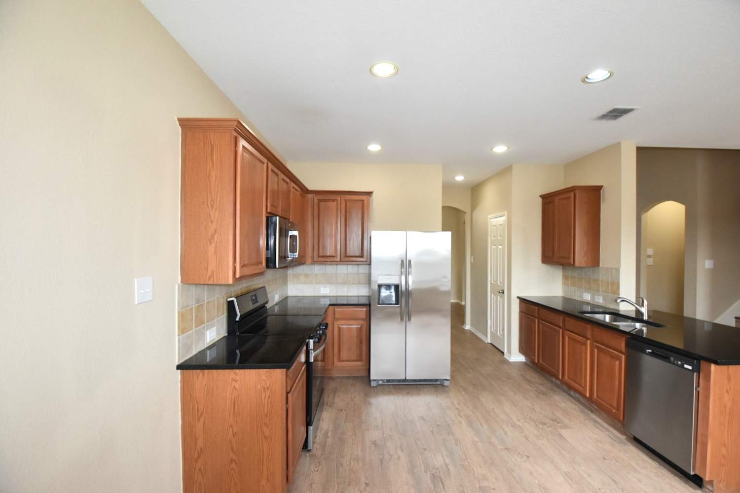 1141 Mourning Dove Dr photo 4