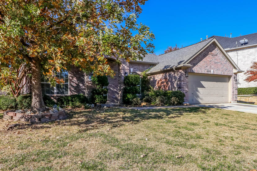 1907 Winter Park Dr photo 3
