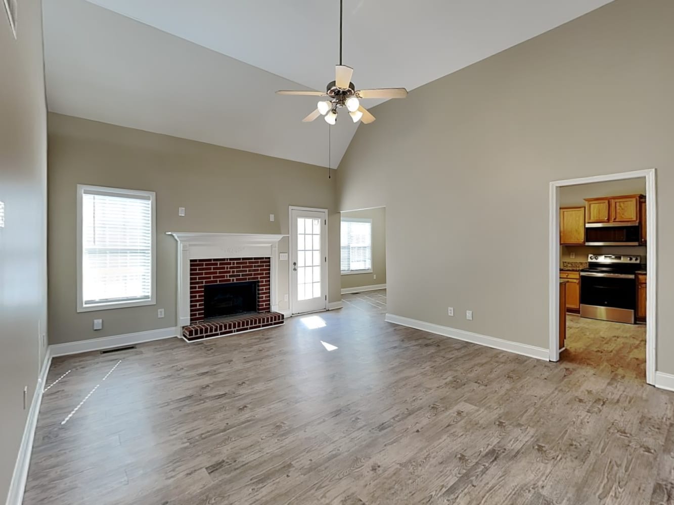 8295 Mossybrook Ln photo 5