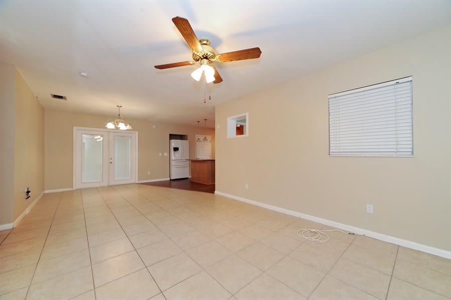 8420 Tupelo Dr photo 2