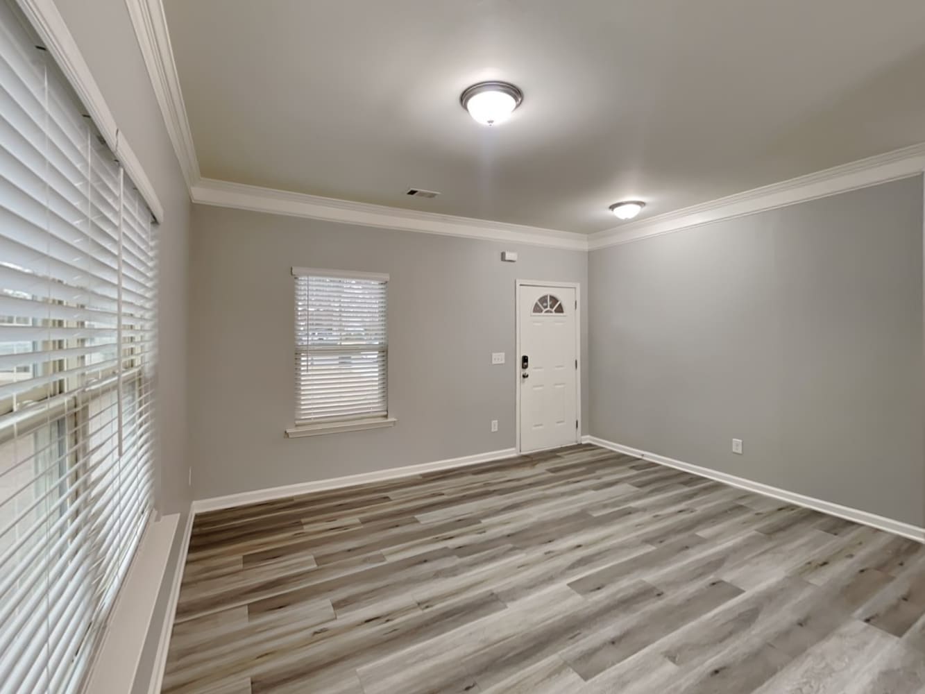 84 Black Diamond Dr photo 4