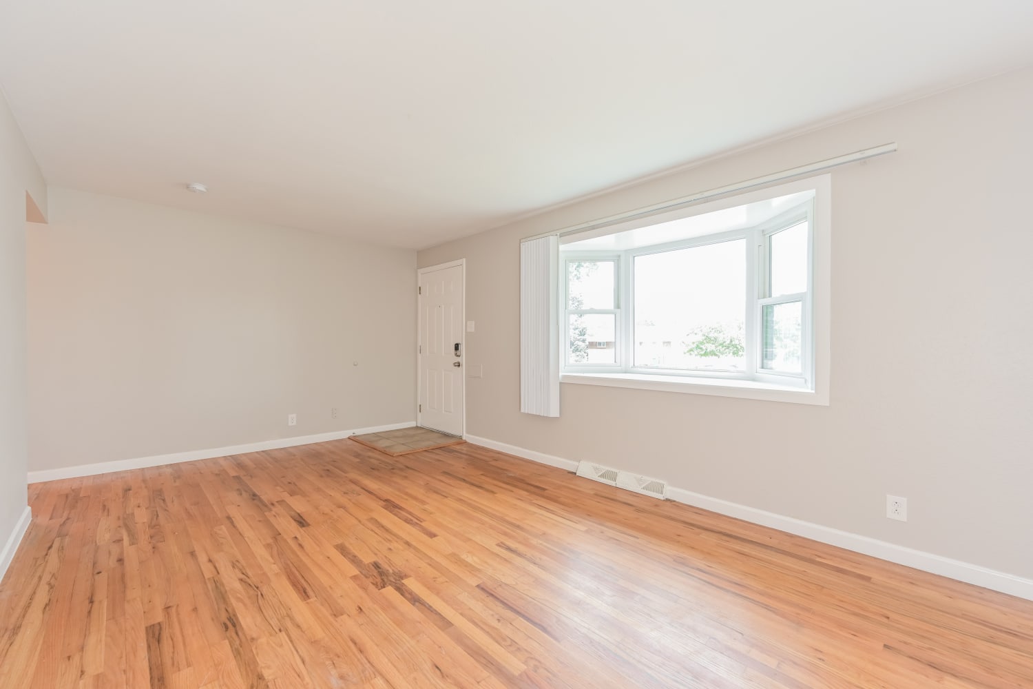 8521 Richard Rd photo 3