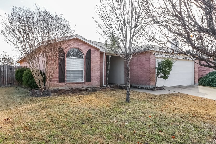 8724 Eaglestone Way photo 2