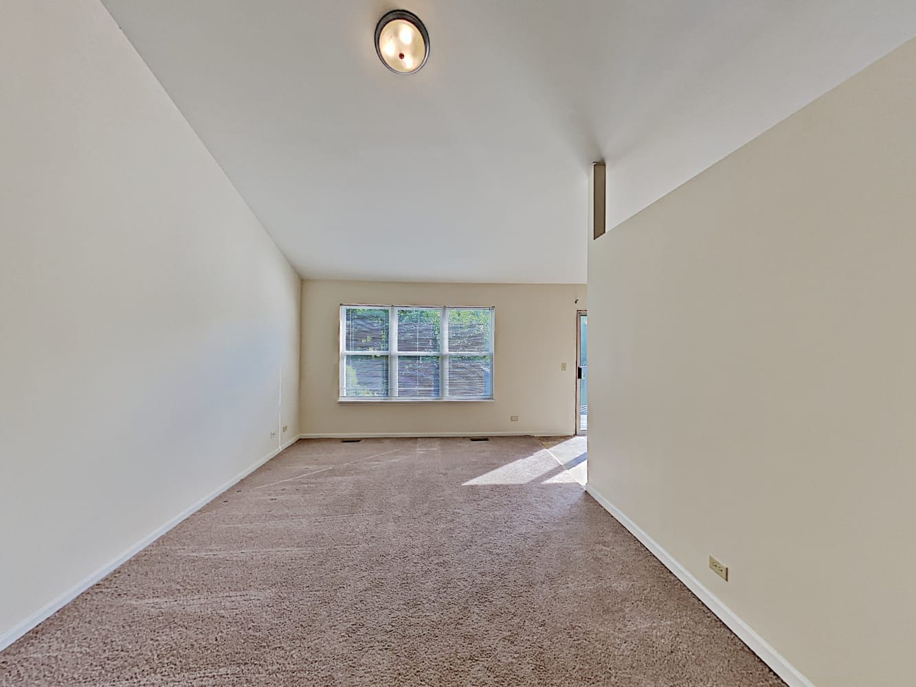 1120 Stonebridge Ct photo 4