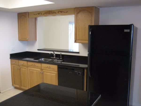 14008 Capitol Dr photo 4