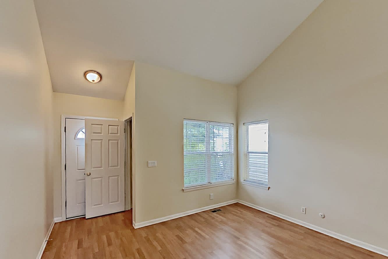 1743 Walnut Park Ln photo 5