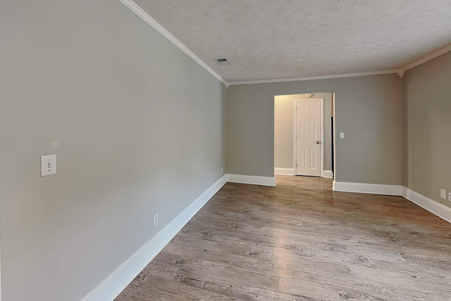 3246 Bruckner Blvd photo 4