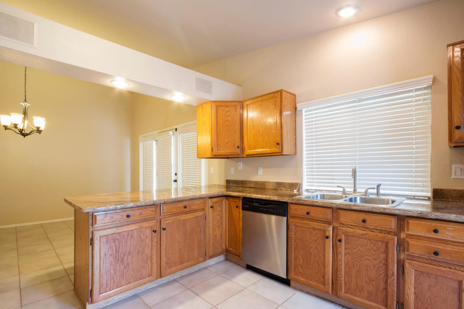 2155 W Kiva Ave photo 3