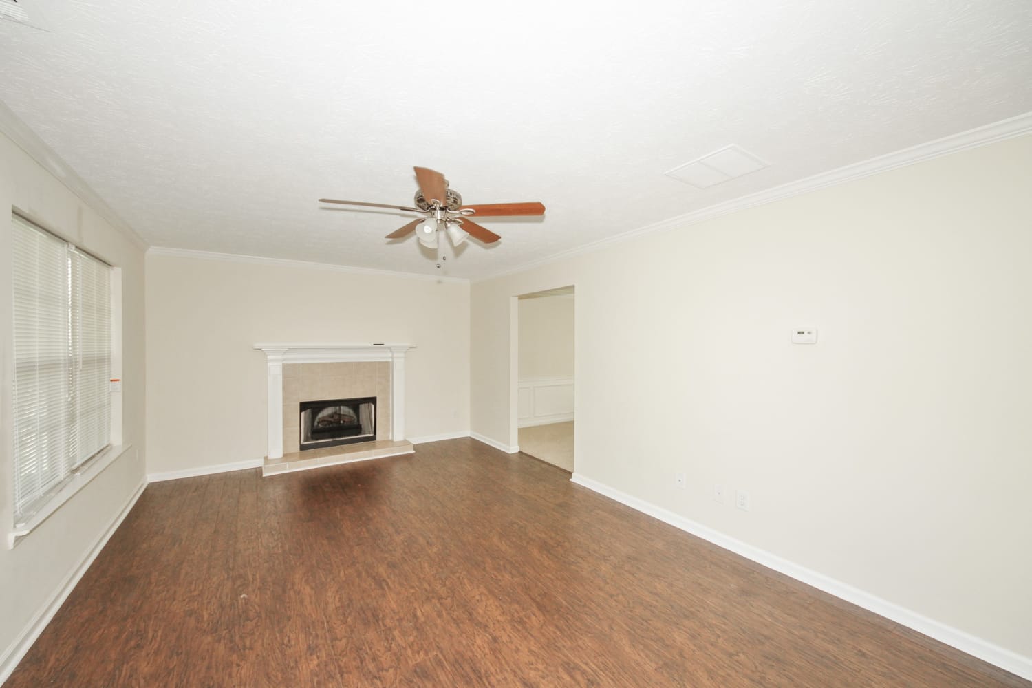 4377 Shoreside Cir photo 3