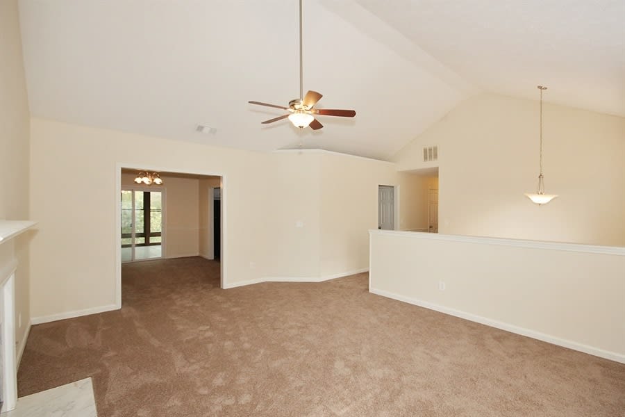 320 Ashland Manor Dr photo 3
