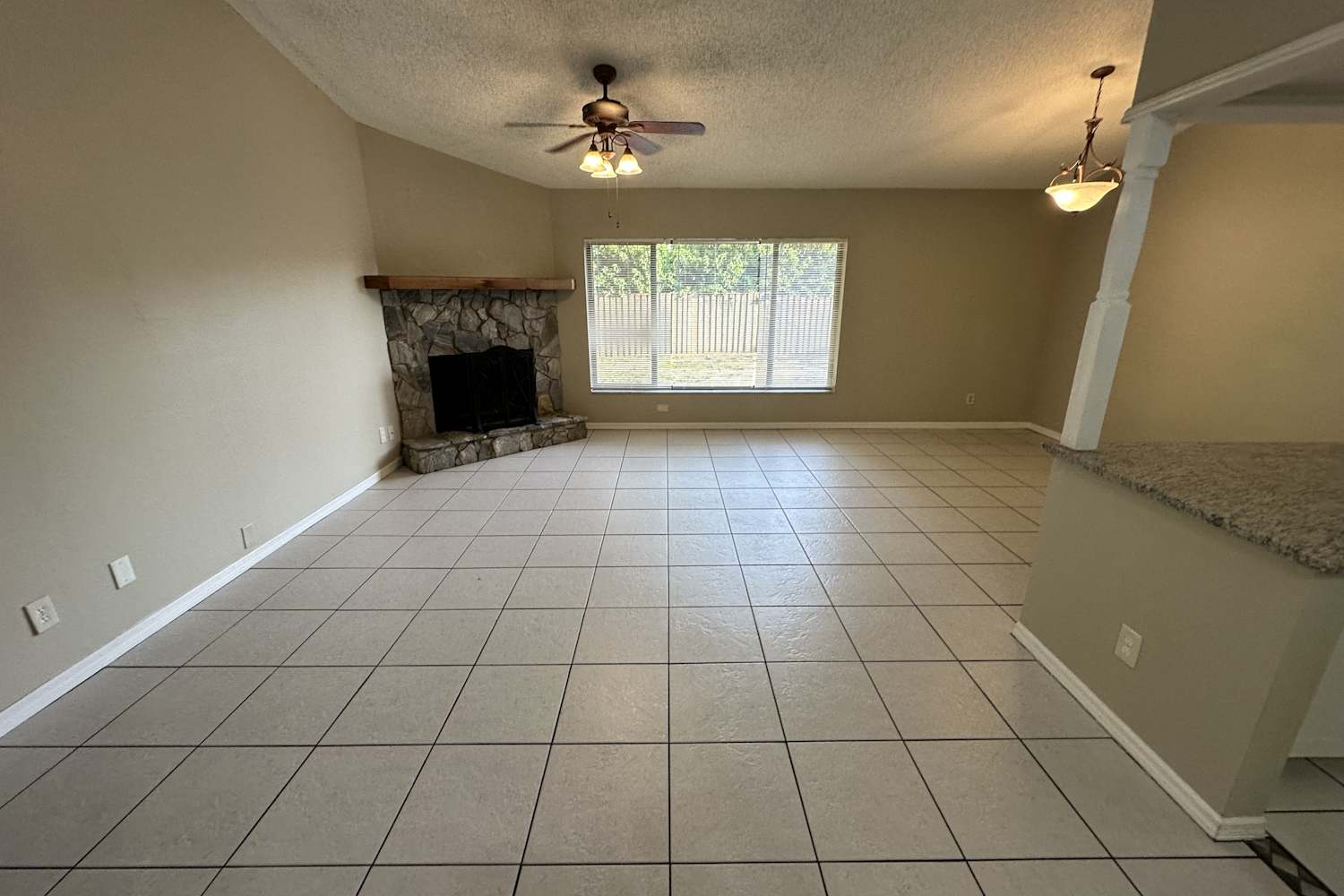 4129 Yellowwood Dr photo 4