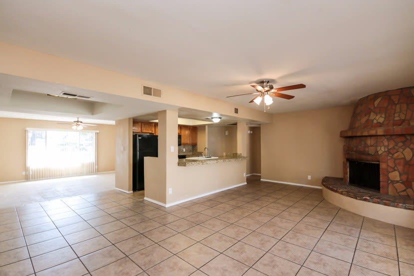 5816 W Carol Ann Way photo 3