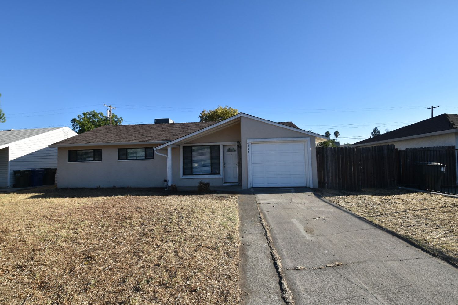 6517 Larry Way photo 2