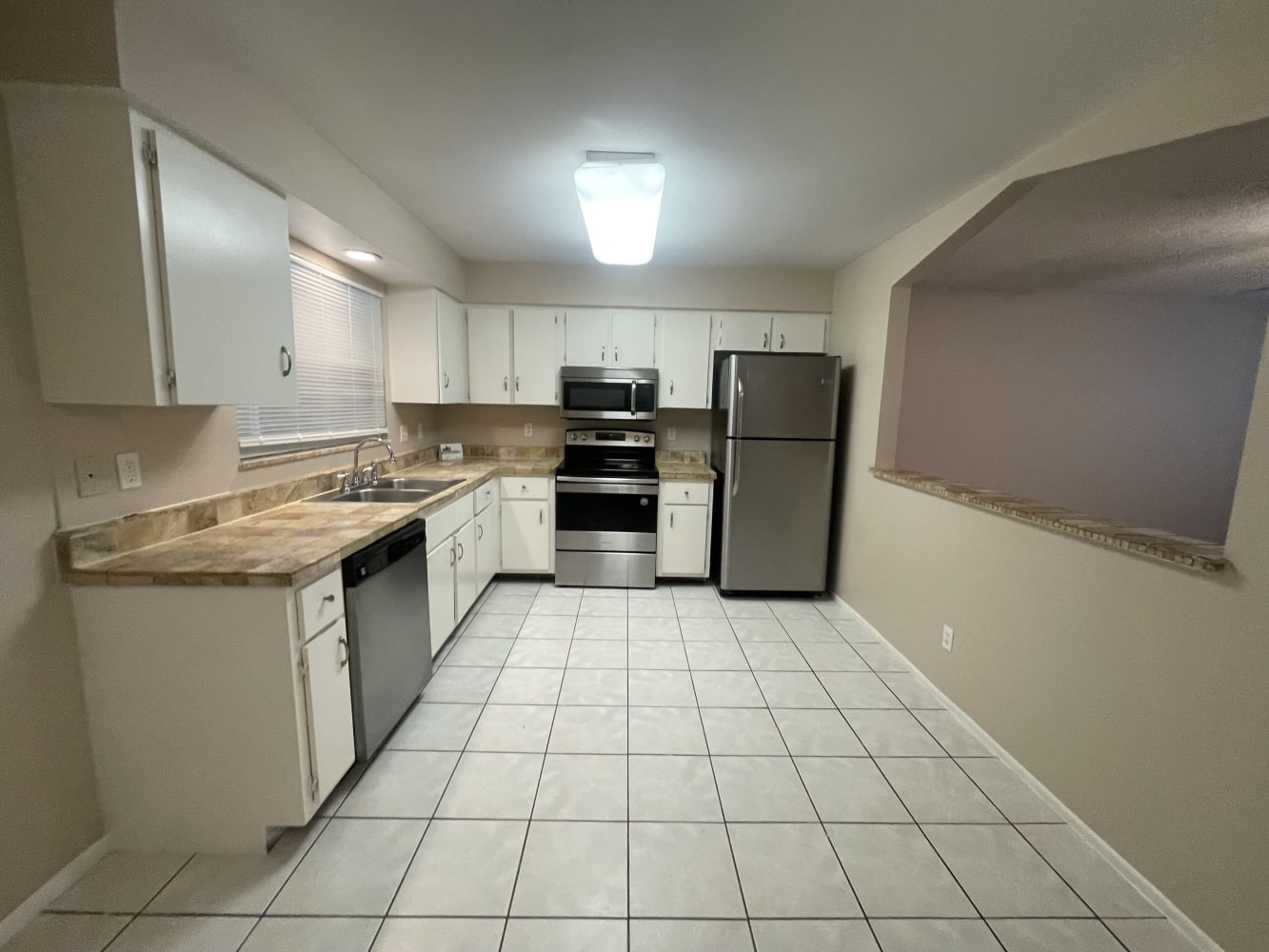 15732 Treasure Island Ln photo 3