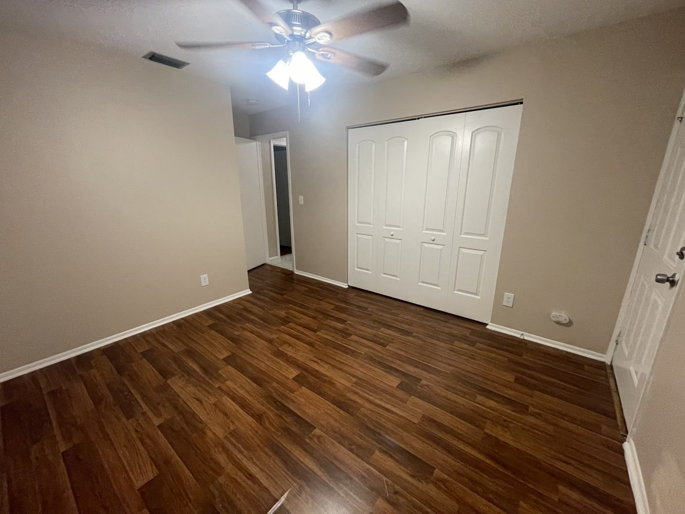 15732 Treasure Island Ln photo 5