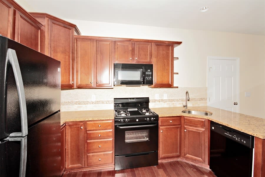174 Homestead Dr photo 5