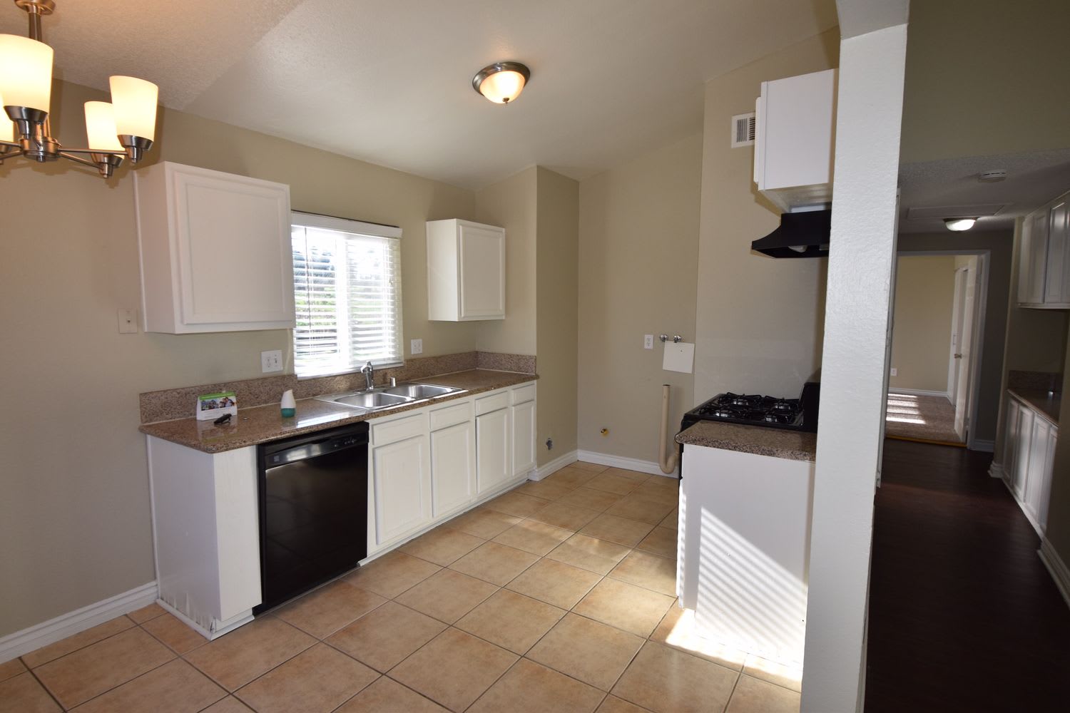 7340 Lydia Ave photo 4
