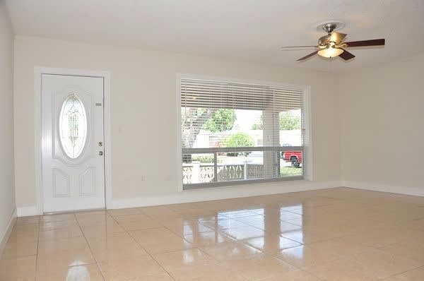 7828 Kismet St photo 2