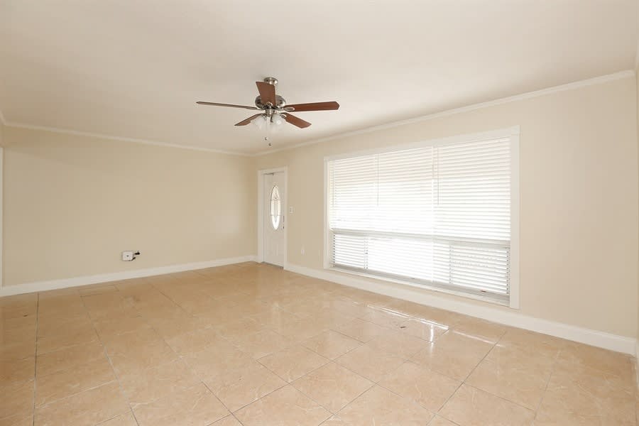 7828 Kismet St photo 4