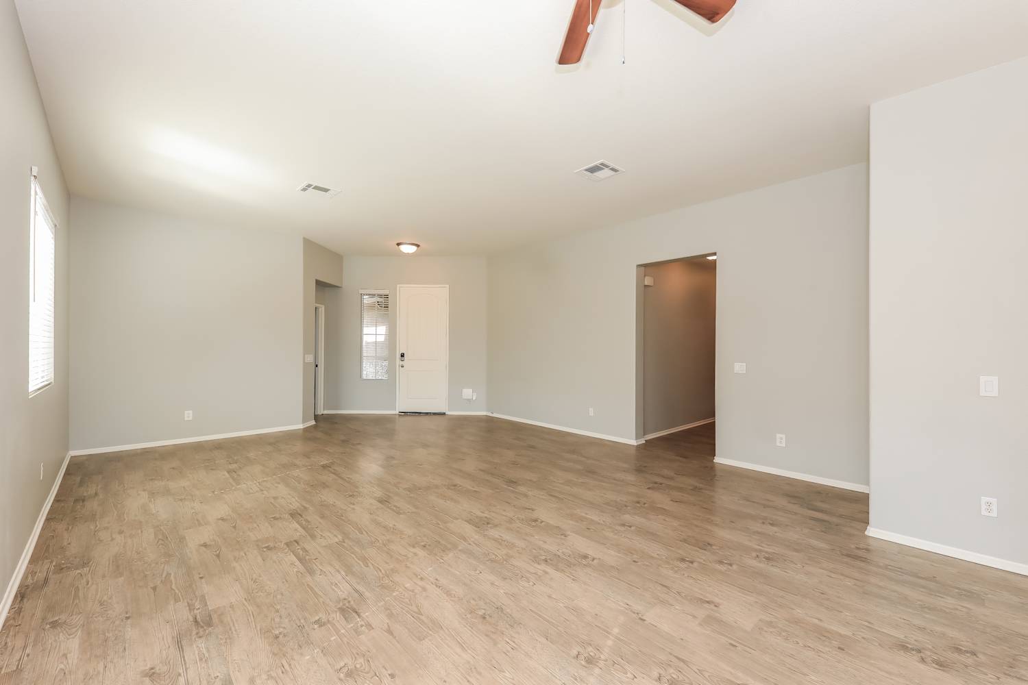 835 Brownie Way photo 4