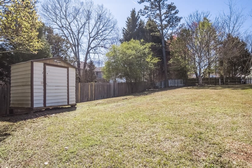 960 Camden Hill Ct photo 4