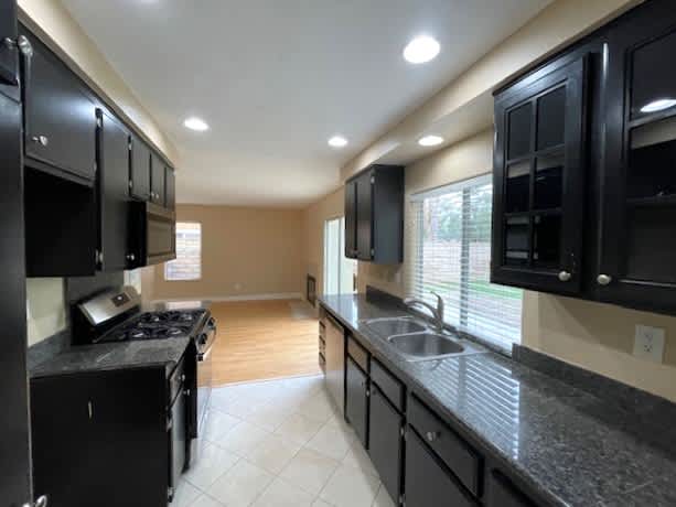 9881 Whitewater Rd photo 4