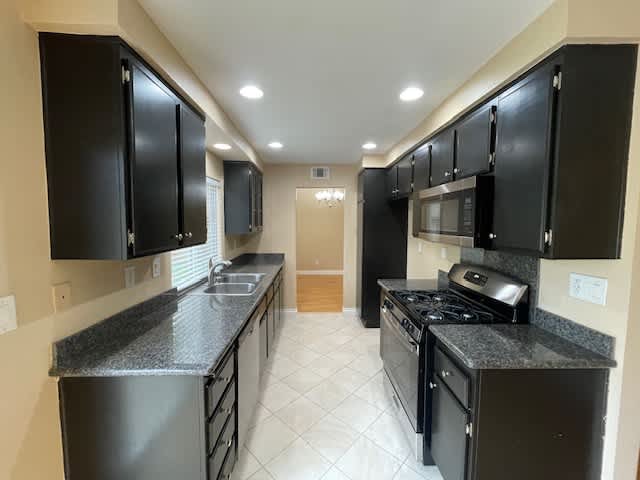 9881 Whitewater Rd photo 3