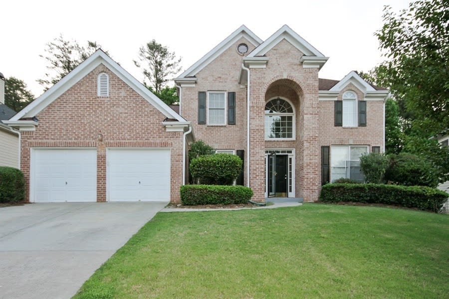 4043 Ashland Cir photo 2