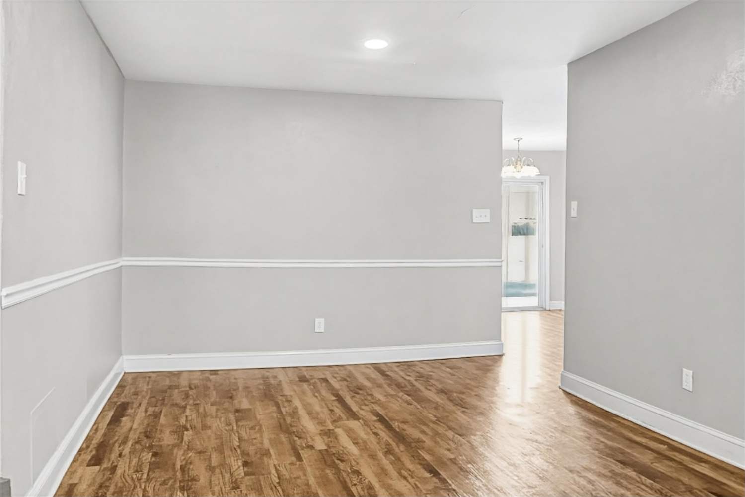9102 Millwood Dr photo 5
