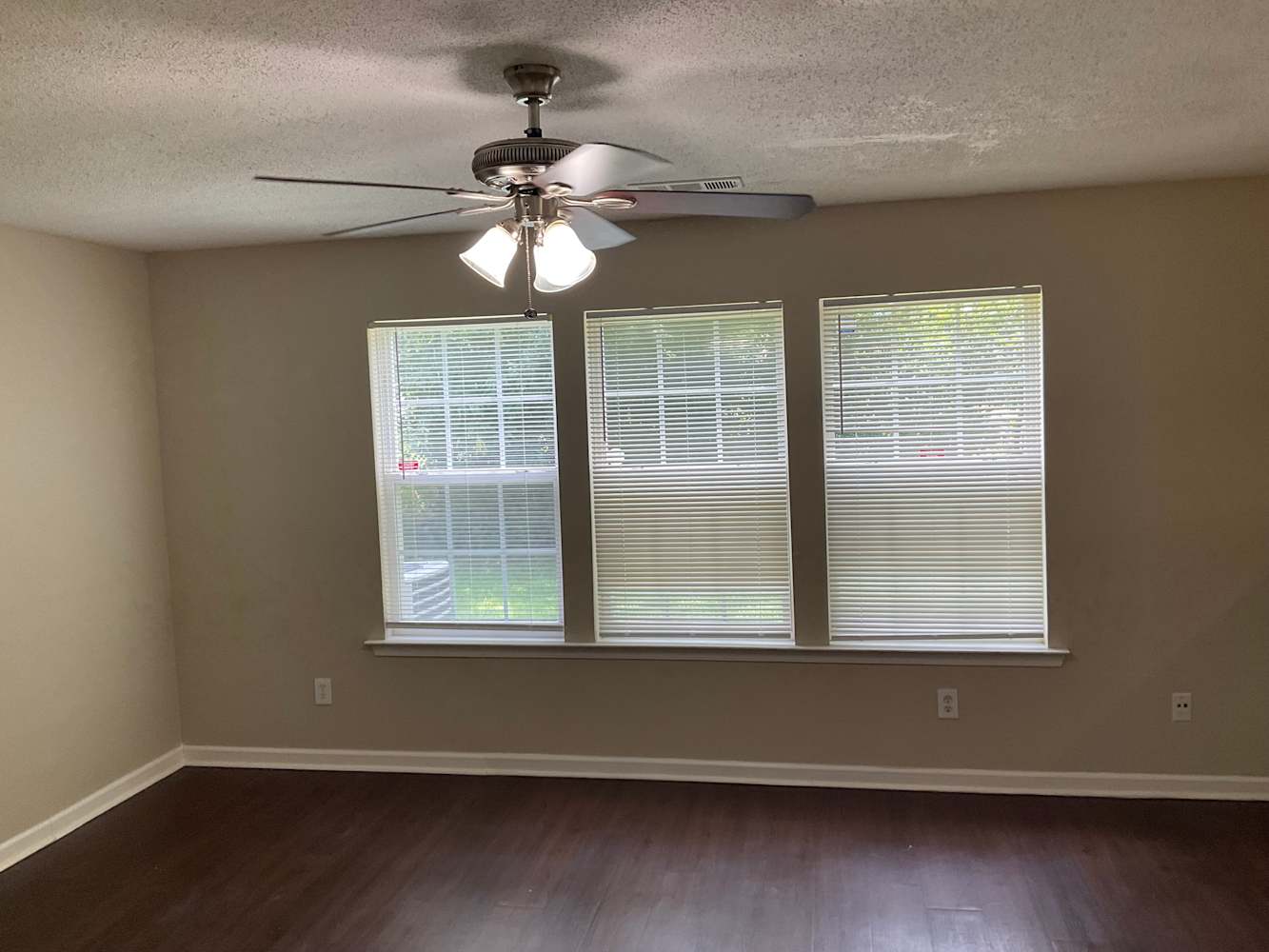 540 Sable View Ln photo 3