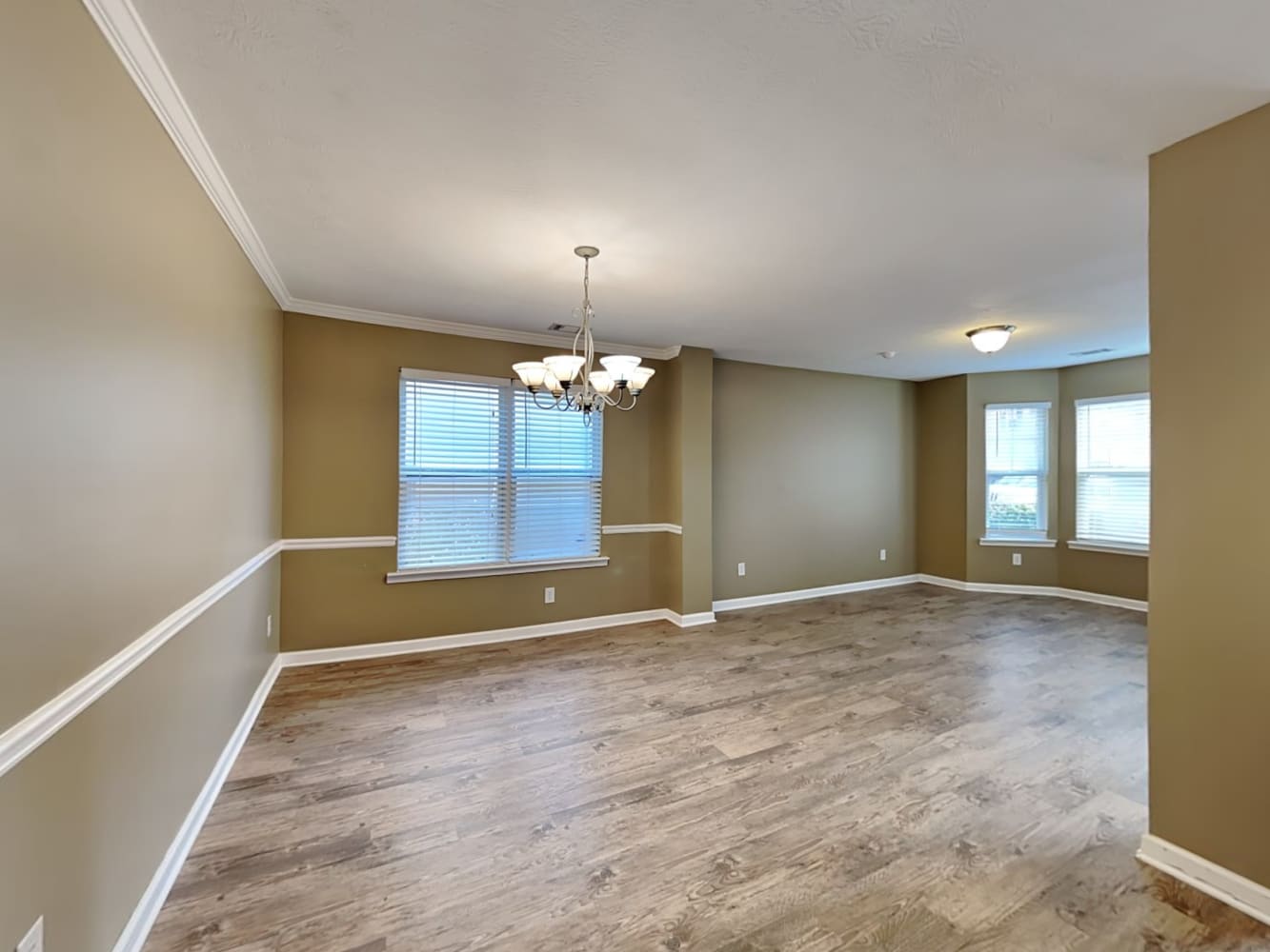 4733 Beau Point Ct photo 5