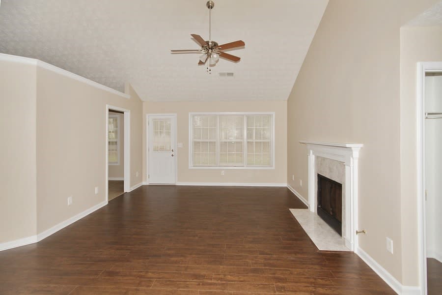 410 Windsor Brook Ln photo 3