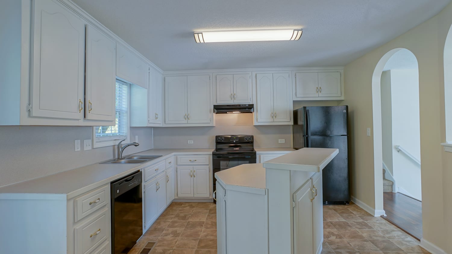 212 Taylors Farm Dr photo 5
